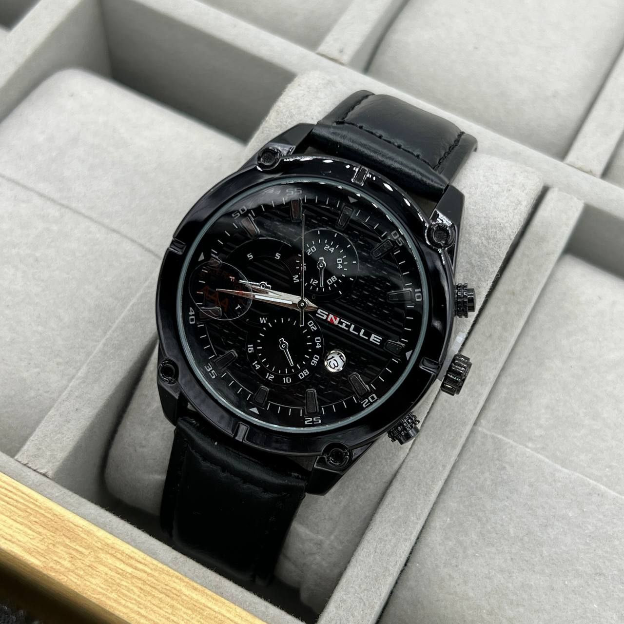 Découvrez l'élégance au poignet avec SNILLE ⌚️